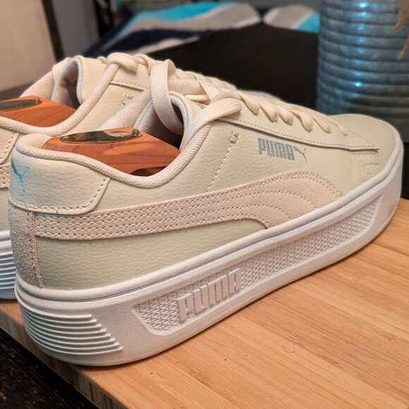 PUMA Smash V3 Platform Sneaker - Picture 9 of 12